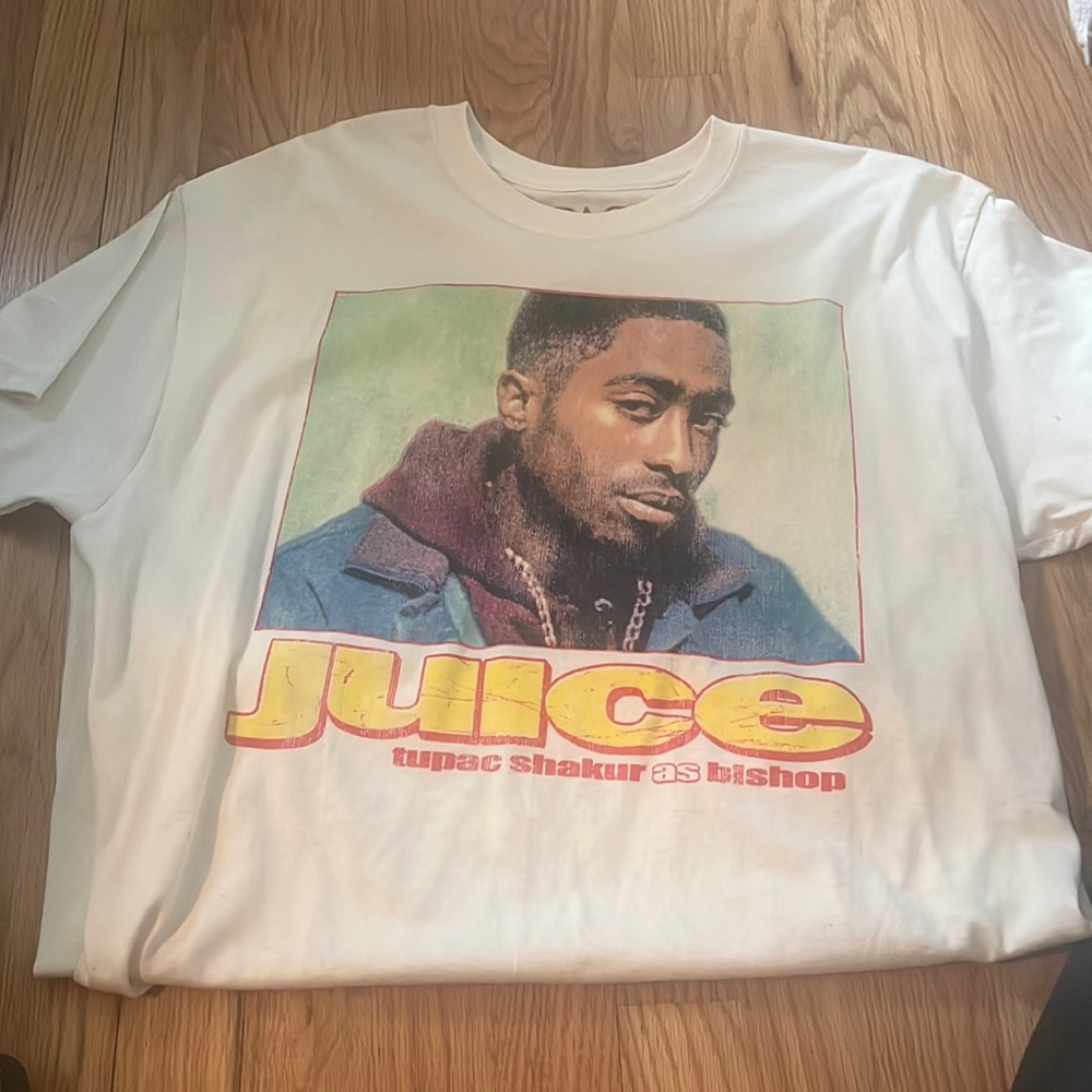 Crème tupac t shirt (longer than looks in photo)